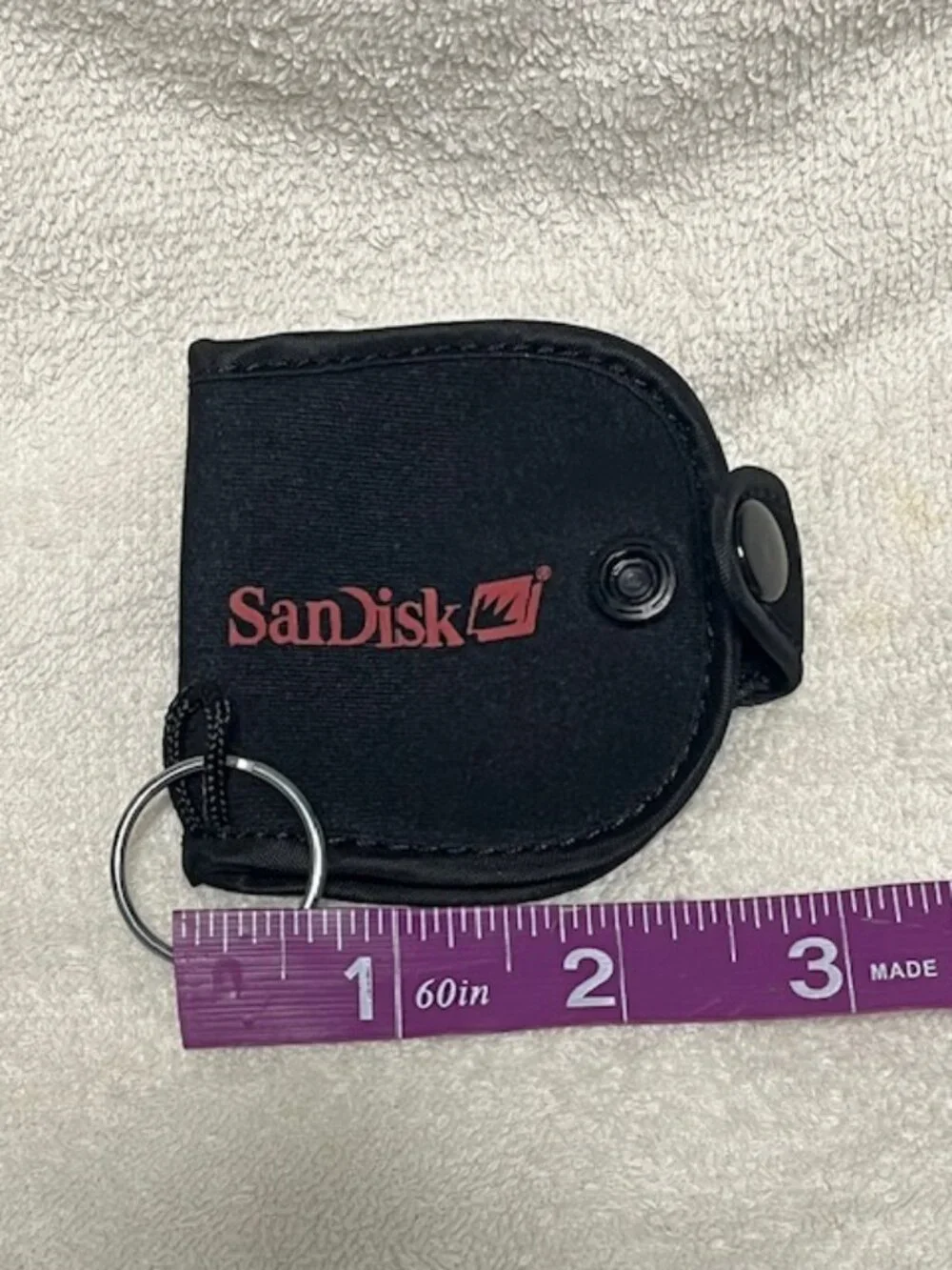 SanDisk Memory/Flash Card Travel Snap Pouch Case Keychain Logo Black 2.5